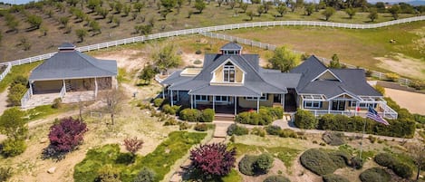 Hus (4 Bedrooms) | Fasade