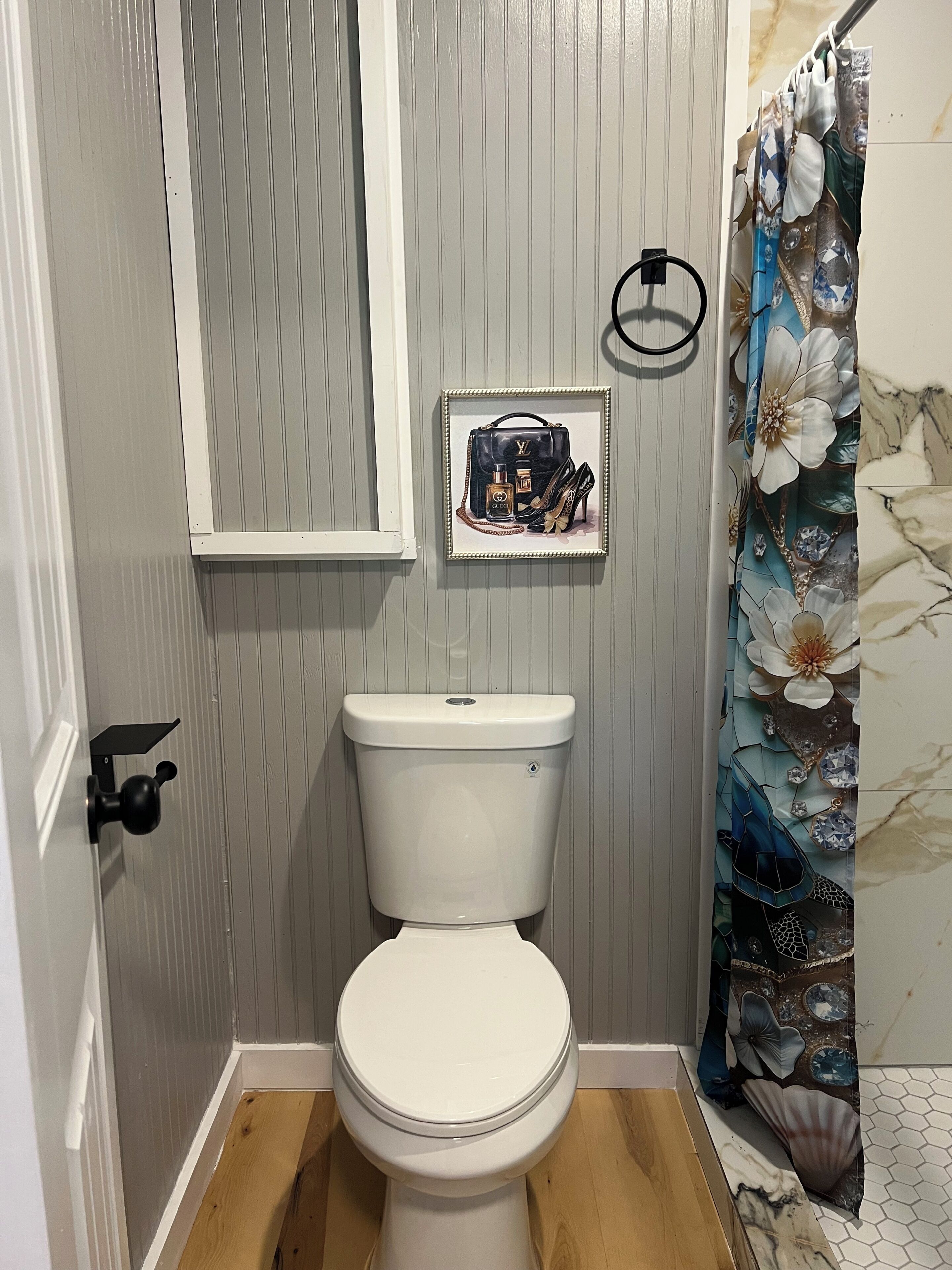 Towels, soap, toilet paper