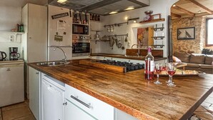 Private kitchen - Lovely home in Capdepera with private swimming pool, can be inside or outside (Capdepera)