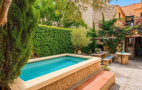 Lovely home in Capdepera with private swimming pool, can be inside or outside