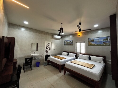 Deena Residency