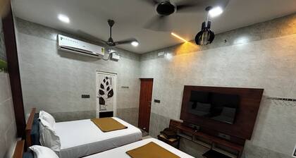 Deena Residency