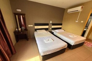 Room - Swing & Pillows AT Skudai Johor (Johor Bahru)