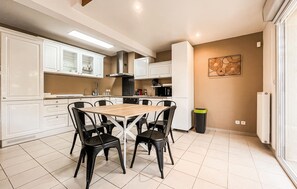 Dining - 3 bedroom lovely home in Salin de Giraud (Salin de Giraud)