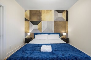 مكواة/لوح كي وواي فاي مجانًا وملاءات أسرّة