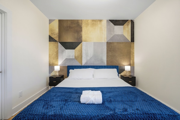 Room - The Encore - Rooftop Hot Tub/Game Room/Sleeps 12 (Nashville)