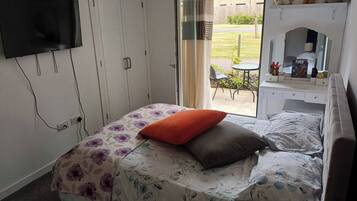 Room, 1 Bedroom | 1 bedroom