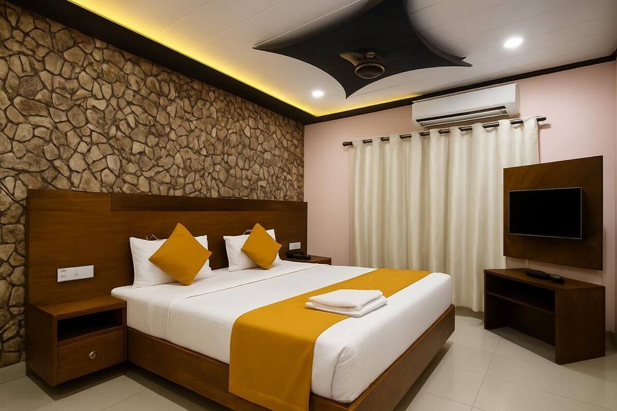 Superior Double Room | Meja, Wi-fi percuma 