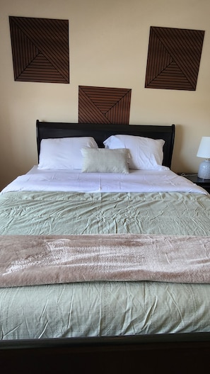 2 Schlafzimmer, Bügeleisen/Bügelbrett, kostenloses WLAN, Bettwäsche