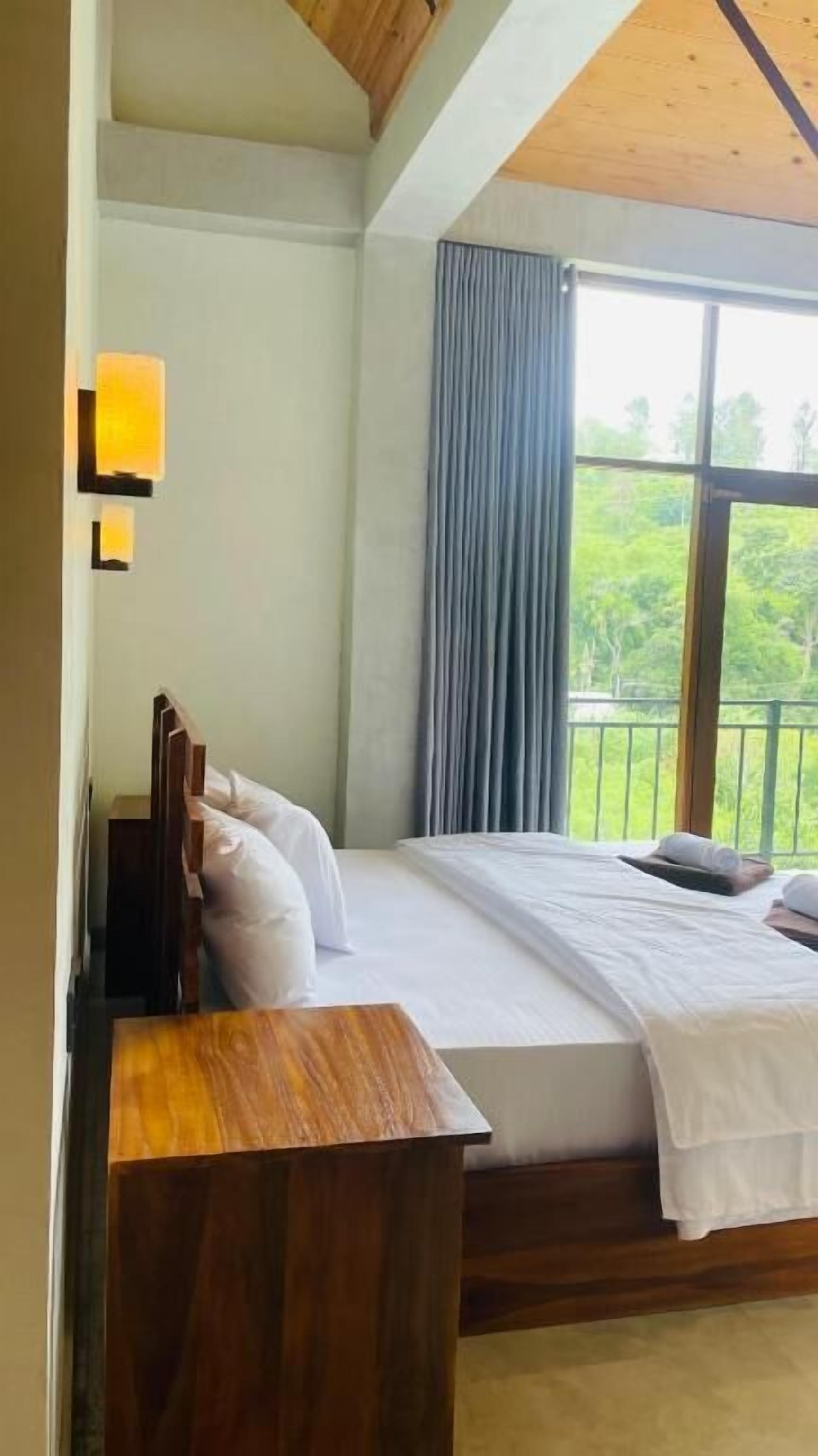Deluxe vierpersoonskamer, balkon, uitzicht op bergen