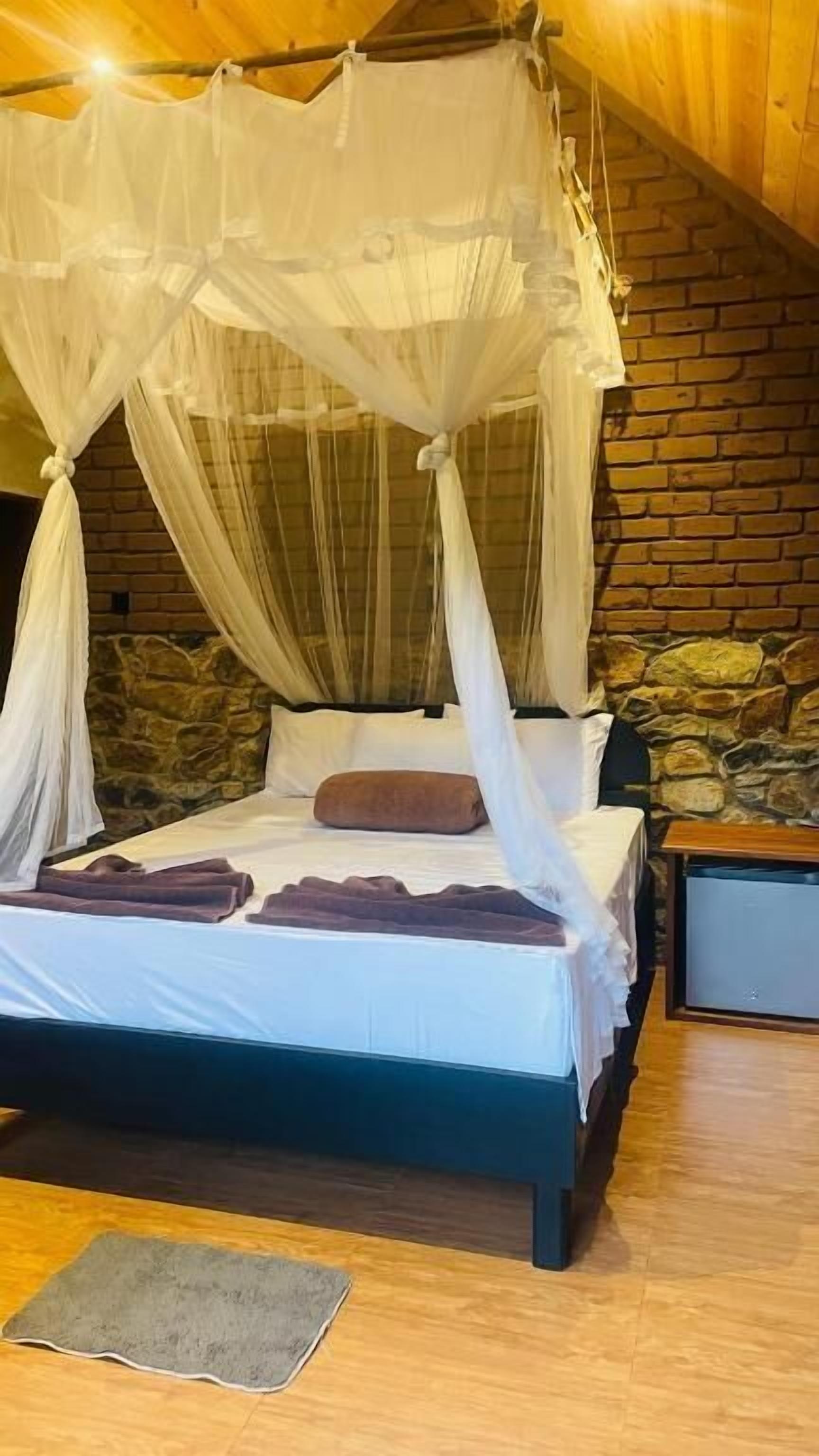 Chalet, balkon, uitzicht op bergen