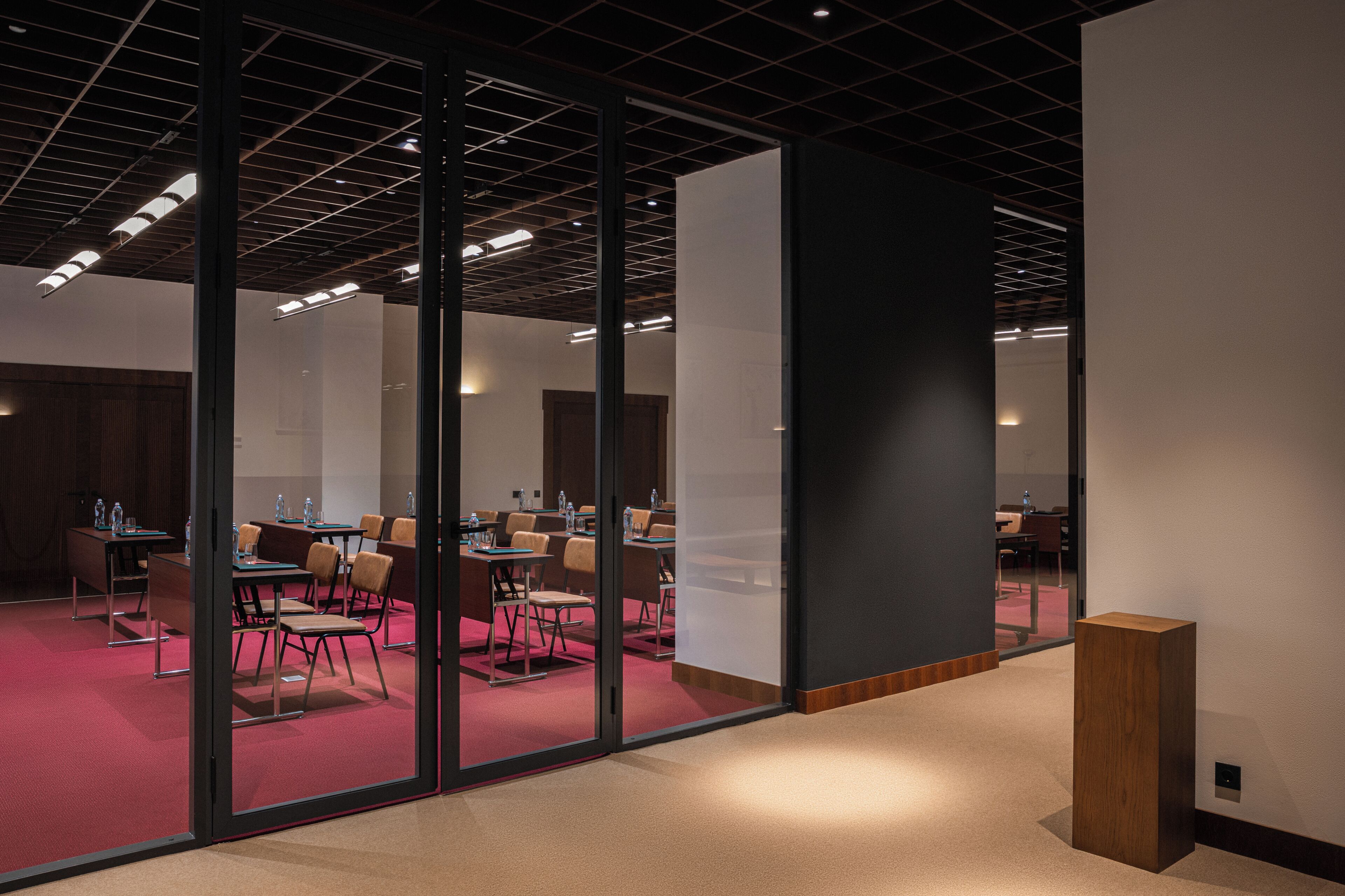 Meeting facility