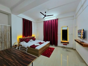 Deluxe Double Room, City View | Laptop workspace, free WiFi - B.B.Homestay & Guest House (Tezpur)