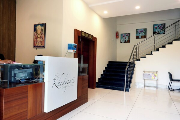 Shree Khedapati International Hotel - Dewas