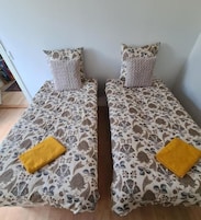 Double or Twin Room, City View | WiFi (free)