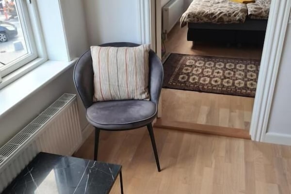 Habitación con 1 cama doble o 2 individuales, vistas a la ciudad | Wifi gratis