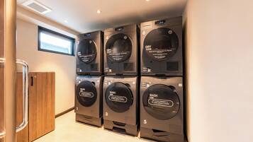 Ruang laundry