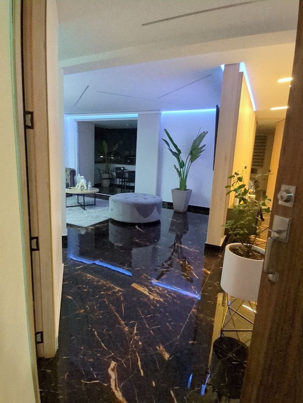 Interior - Apartment in northern Cali, 3 bedrooms, La Flora neighborhood, Nórdica Condominium (Cali)