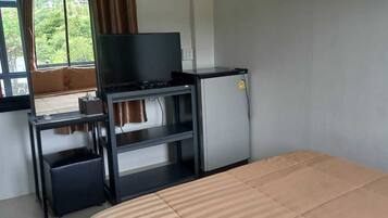 Standard Room, Hill View | WiFi (free)
