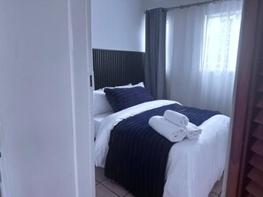 Room - Private Holiday Apartment in Roodepoort - Comfort & Convenience (Roodepoort)