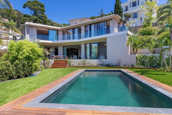 Pool - Vrbo Property (Nice)