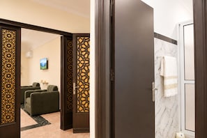 Interior - Benacerraf 4 (Tangier)