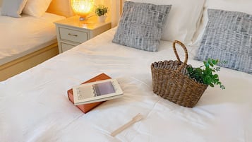2 bedrooms, WiFi (free)