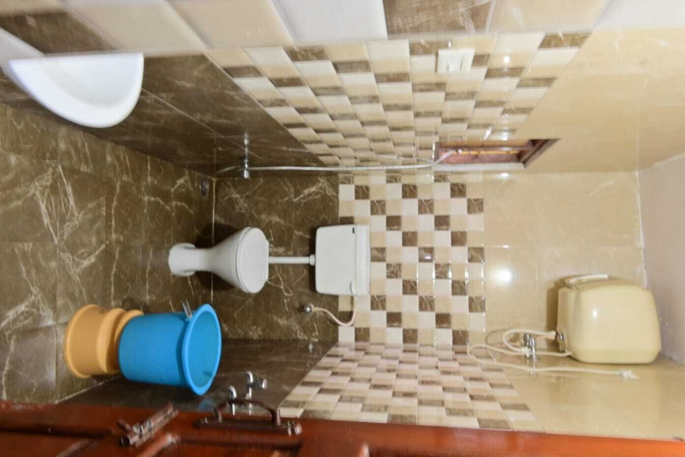 Standard Room | Bathroom