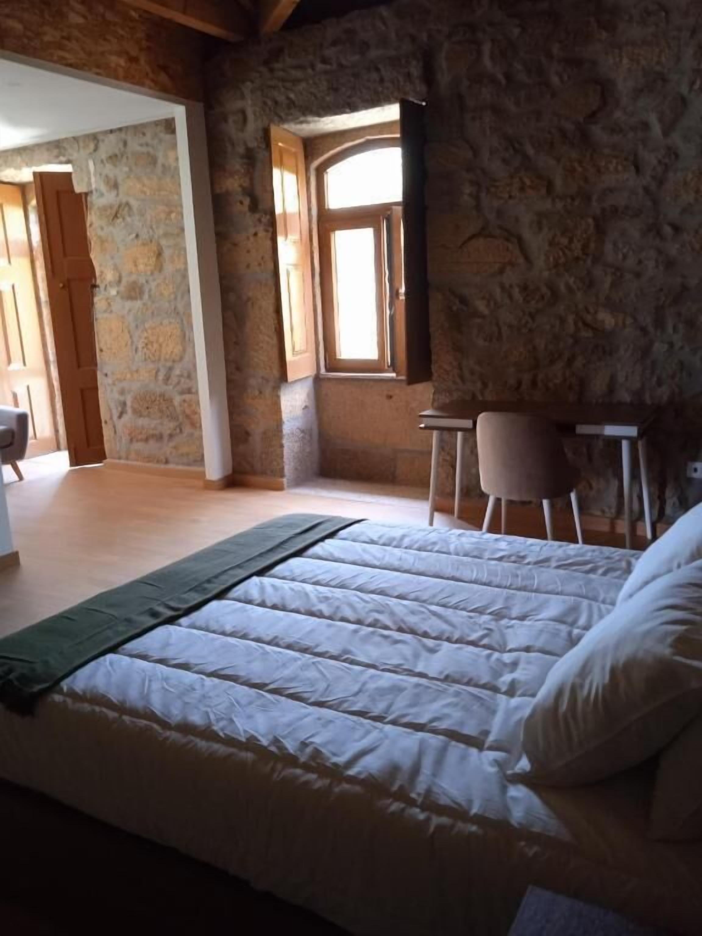 Superior-Doppelzimmer, Blick auf den Weinberg | Schreibtisch, kostenloses WLAN