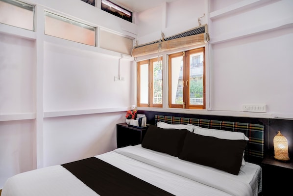 Classic Room | WiFi (free) - Collection O Police Bazar Shillong (Shillong)