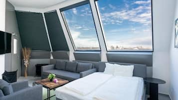 In-room safe, soundproofing, free WiFi