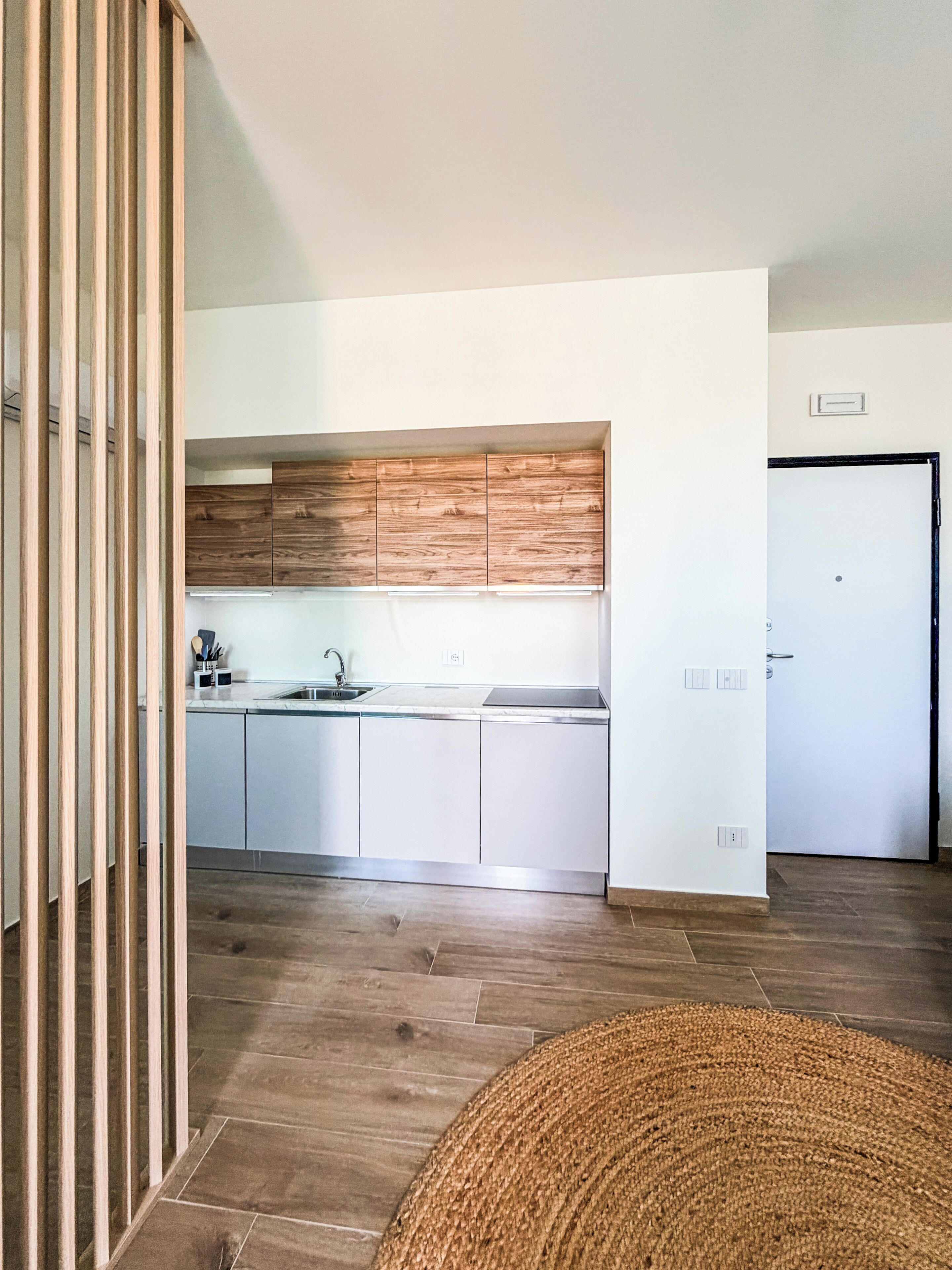 Estudio, balcón | Interior