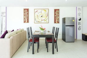 Apartment, Smoking, Balcony | Dining room