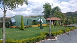 Room, 4 Bedrooms, Smoking, Patio | Front of property