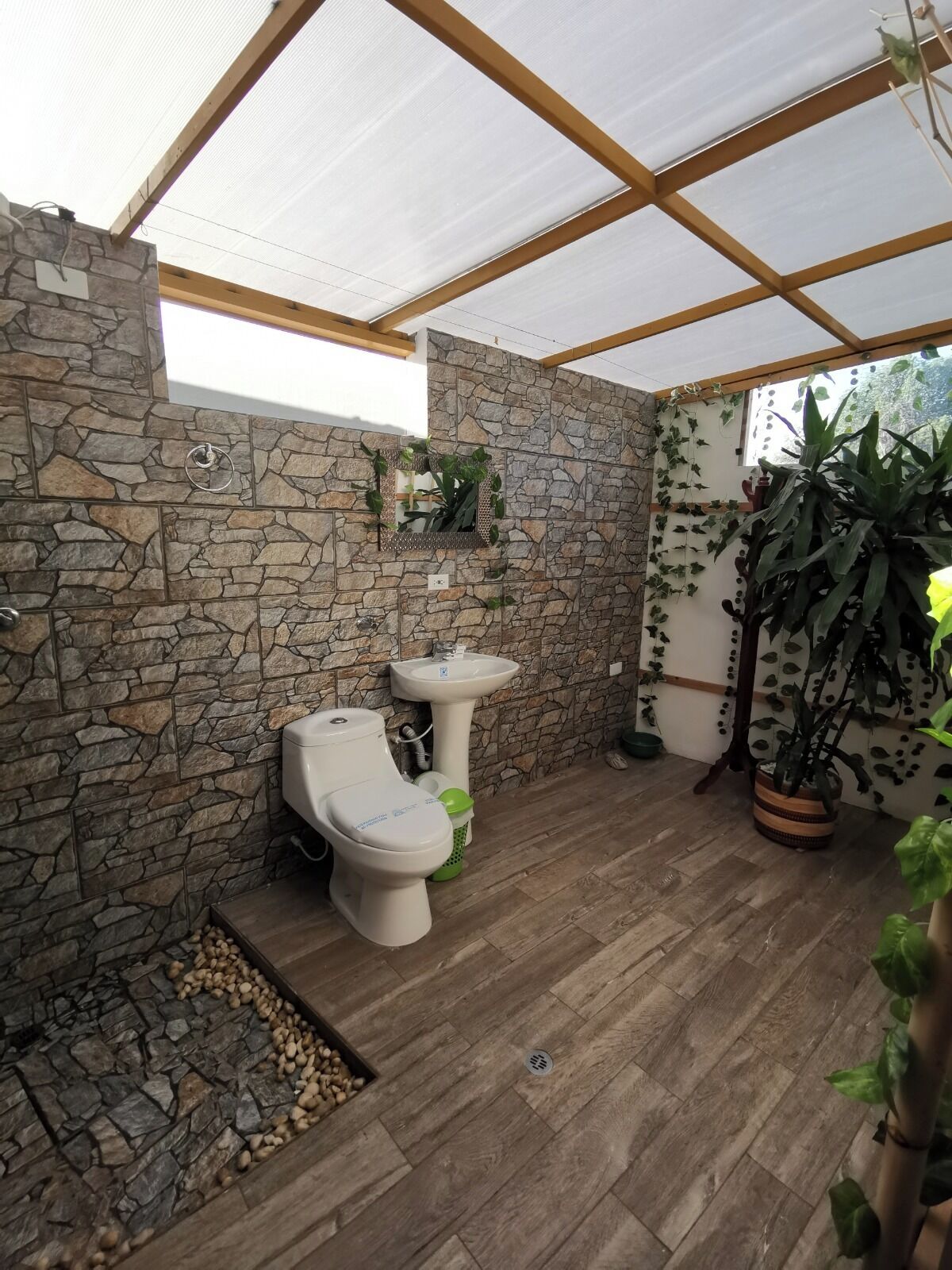 Habitación, 4 habitaciones, para fumadores, patio | Baño