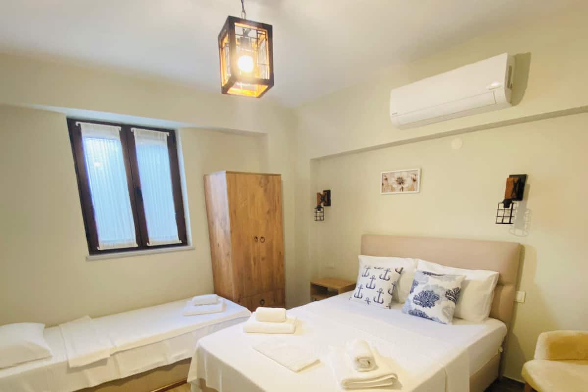 Superior Triple Room | Free WiFi
