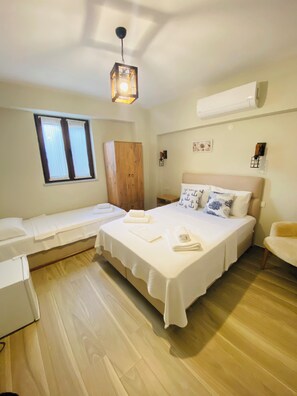 Superior Triple Room | WiFi (free) - Baraka Bozcaada (Canakkale)