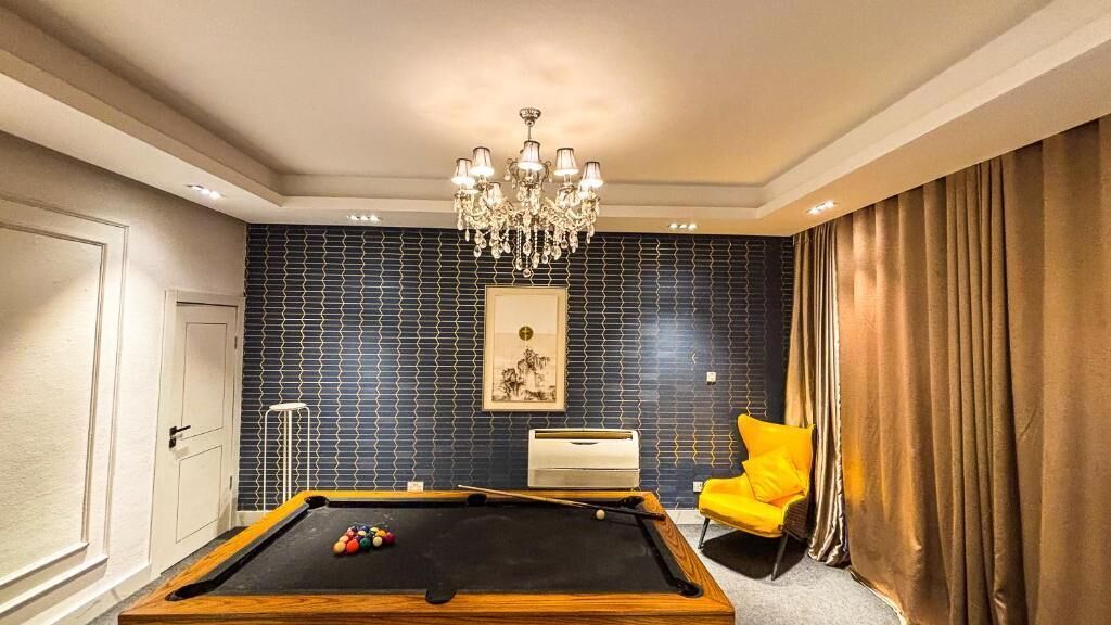 Apartment, Balcony, City View | Interior
