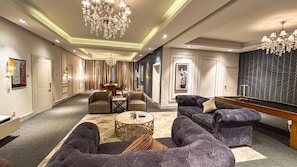 Deluxe Apartment, 3 Bedrooms, Balcony, City View | Living area - Mac Residence (Lagos)