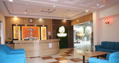 Shree Krishna Hotel & Restaurant