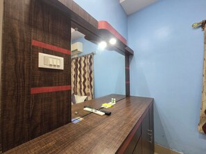 Basic Double Room | Lobby - Hotel JBL Beach Resort (Kanthi)