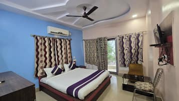 Basic Double Room | Free WiFi