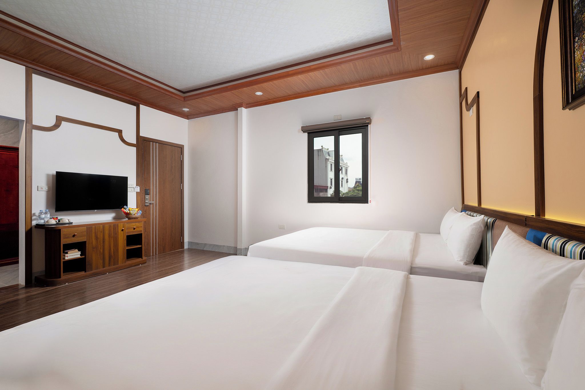Quarto família, vista para a cidade | Vista do quarto