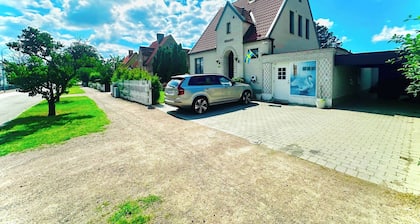 Room-charming Villa Room With Private Fa