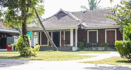 Kochi Riverside Homestay