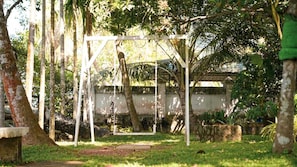 Halaman properti