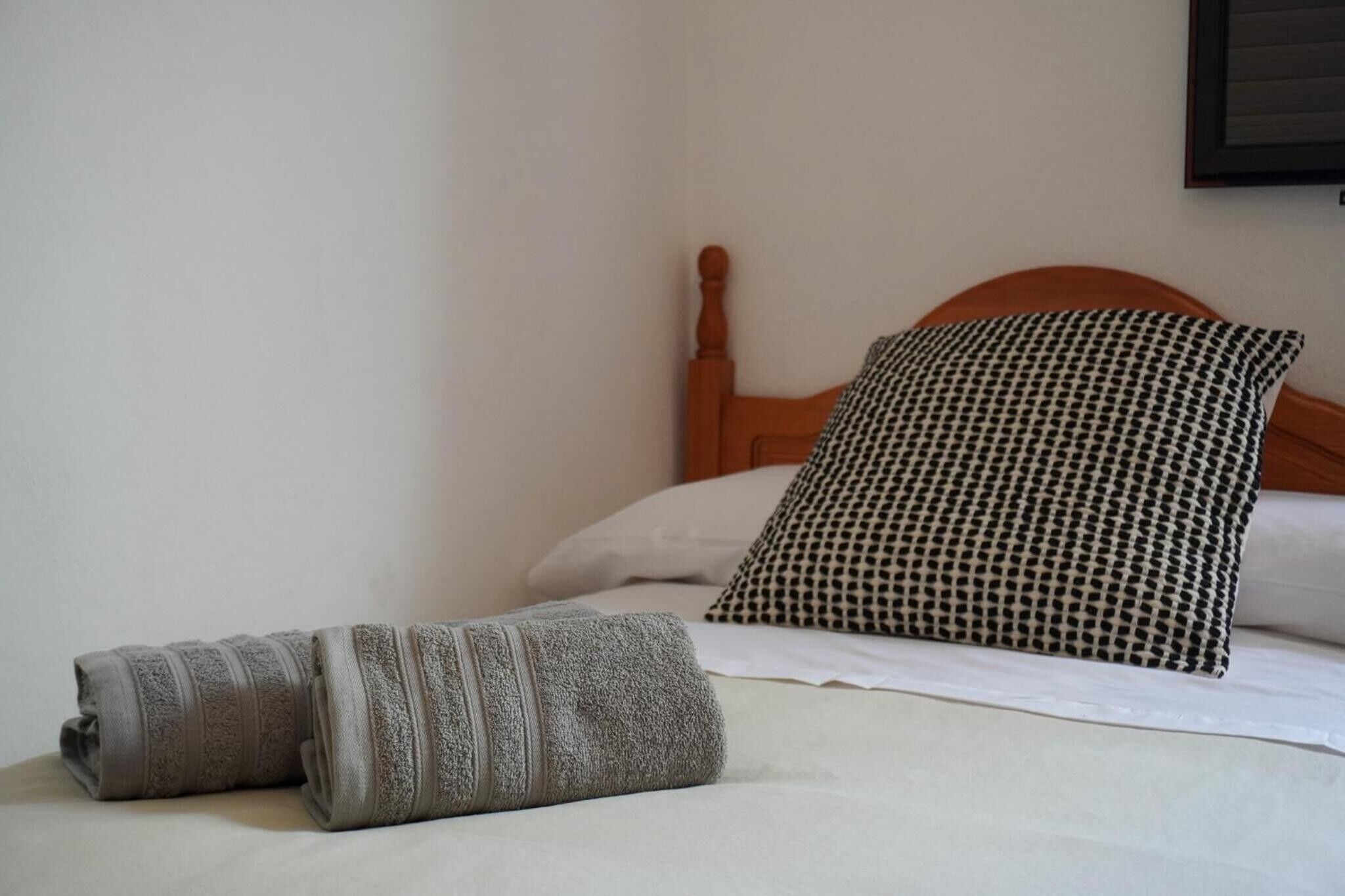 Ferros/tábuas de passar roupa, Wi-Fi, roupa de cama