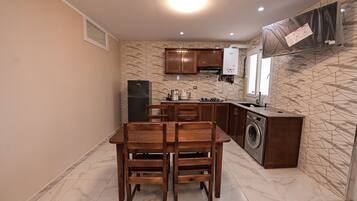 Junior-Apartment, Balkon | Eigene Küche