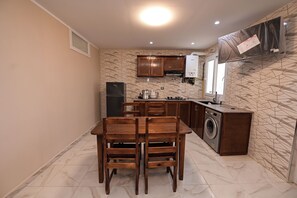 Appartement, balcon | Cuisine privée