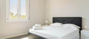 Emilia Suite Holiday